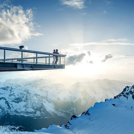 Pensión Haus Tirol 3*